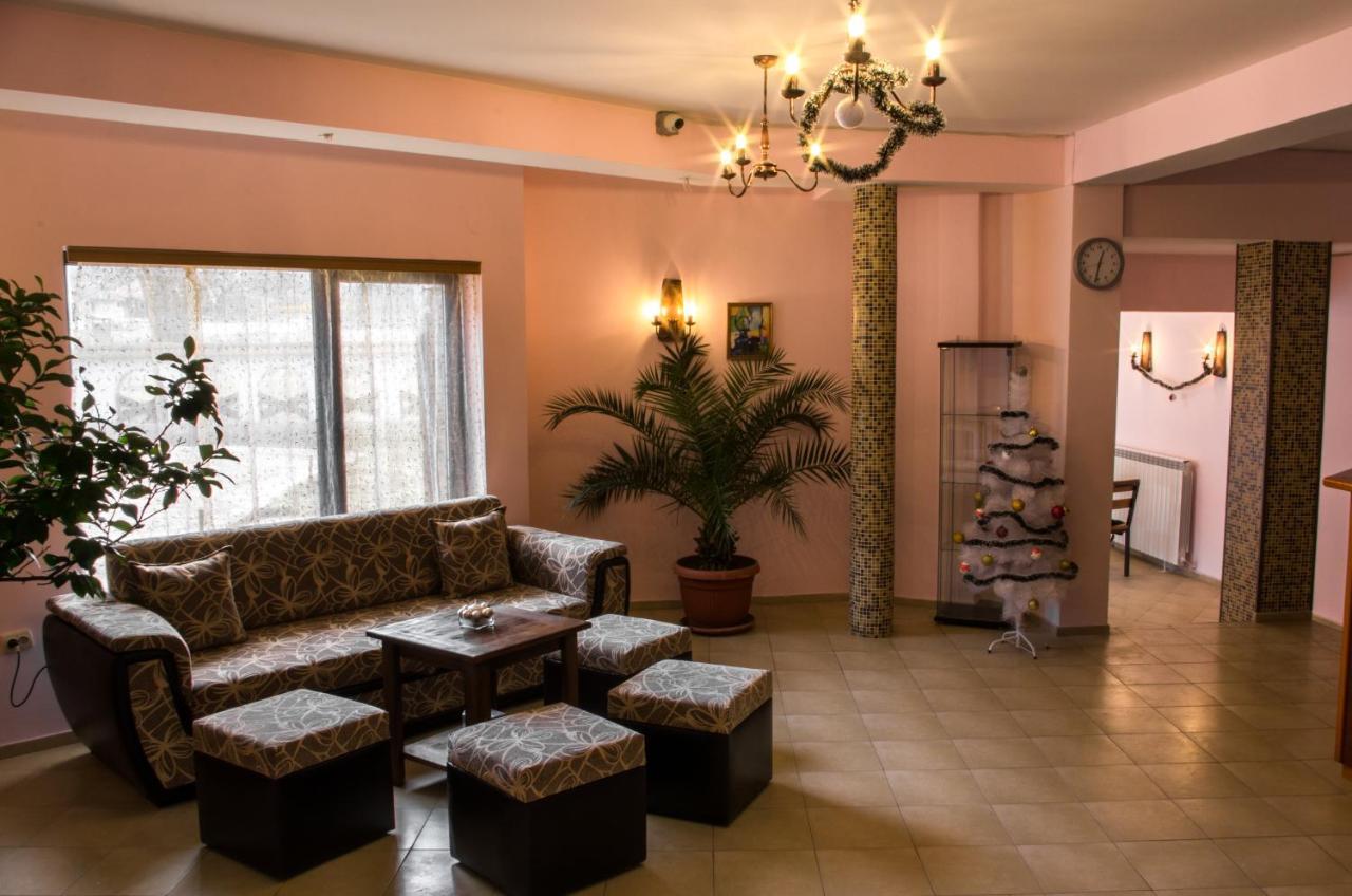 Family Hotel Virgin Ribarica Ngoại thất bức ảnh