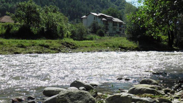 Family Hotel Virgin Ribarica Ngoại thất bức ảnh